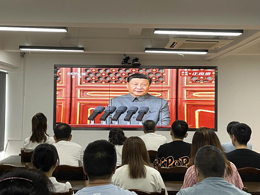 營造節(jié)日氛圍  共慶建黨百年.png 營造節(jié)日氛圍  共慶建黨百年.png